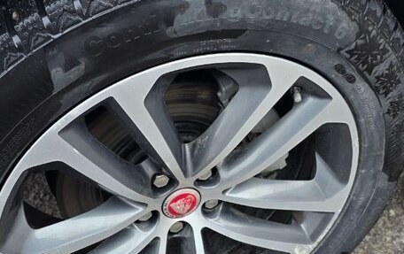 Jaguar F-Pace, 2017 год, 2 480 000 рублей, 23 фотография