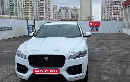 Jaguar F-Pace, 2017 год, 2 480 000 рублей, 25 фотография