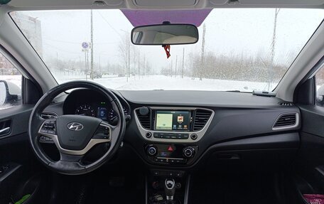 Hyundai Solaris II рестайлинг, 2017 год, 1 380 000 рублей, 4 фотография