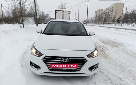 Hyundai Solaris II рестайлинг, 2017 год, 1 380 000 рублей, 8 фотография