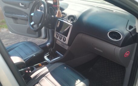 Ford Focus II рестайлинг, 2010 год, 610 000 рублей, 2 фотография