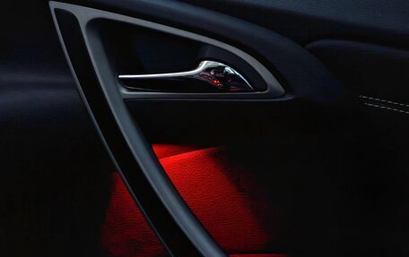 Opel Astra J, 2012 год, 880 000 рублей, 10 фотография