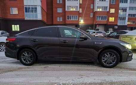 KIA Optima IV, 2018 год, 2 080 000 рублей, 5 фотография