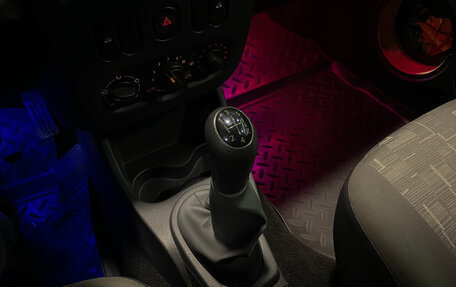 Renault Sandero I, 2013 год, 530 000 рублей, 14 фотография