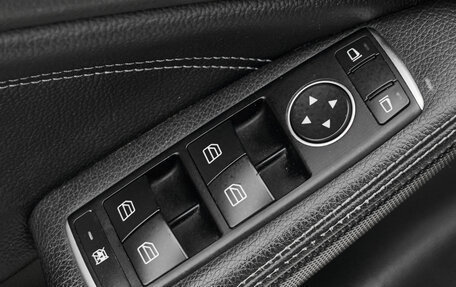 Mercedes-Benz GLA, 2014 год, 1 900 000 рублей, 17 фотография