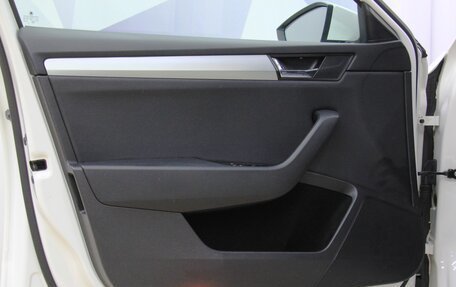 Skoda Superb III рестайлинг, 2018 год, 1 798 600 рублей, 17 фотография