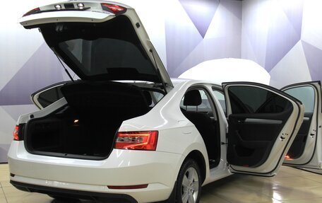 Skoda Superb III рестайлинг, 2018 год, 1 798 600 рублей, 27 фотография