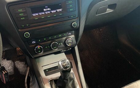 Skoda Octavia, 2013 год, 900 000 рублей, 16 фотография