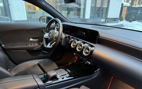 Mercedes-Benz CLA, 2020 год, 3 125 000 рублей, 10 фотография