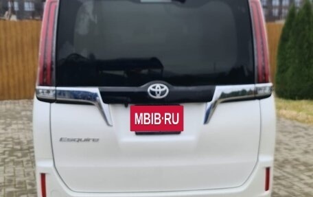 Toyota Esquire I, 2019 год, 2 250 000 рублей, 3 фотография