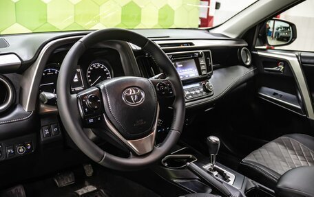 Toyota RAV4, 2016 год, 2 249 000 рублей, 15 фотография