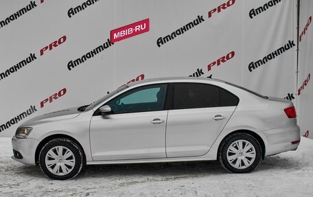 Volkswagen Jetta VI, 2013 год, 925 000 рублей, 7 фотография