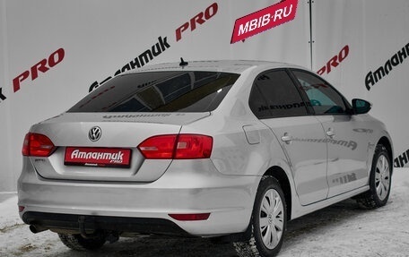 Volkswagen Jetta VI, 2013 год, 925 000 рублей, 6 фотография