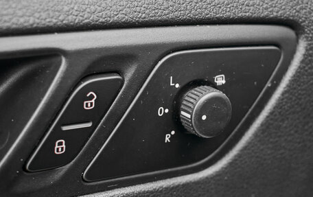 Volkswagen Jetta VI, 2013 год, 925 000 рублей, 17 фотография