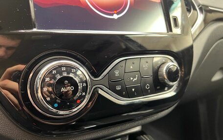 Renault Kaptur I рестайлинг, 2021 год, 1 639 900 рублей, 13 фотография