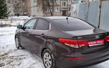 KIA Rio III рестайлинг, 2016 год, 12 фотография