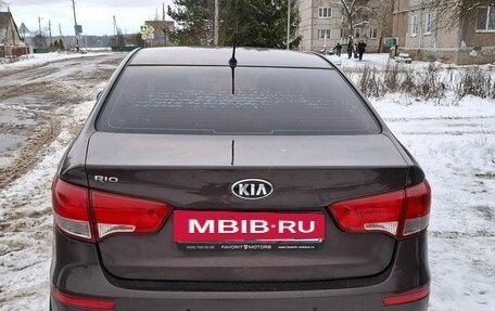 KIA Rio III рестайлинг, 2016 год, 15 фотография