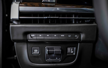 Cadillac Escalade V, 2025 год, 24 197 876 рублей, 12 фотография