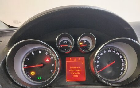 Opel Insignia II рестайлинг, 2010 год, 690 000 рублей, 10 фотография