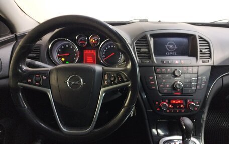 Opel Insignia II рестайлинг, 2010 год, 690 000 рублей, 9 фотография