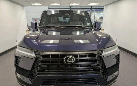 Lexus GX, 2024 год, 13 700 000 рублей, 2 фотография