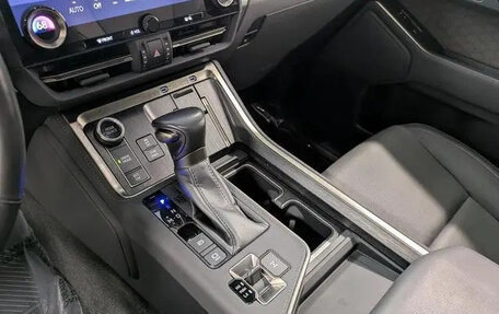 Lexus GX, 2024 год, 13 700 000 рублей, 13 фотография