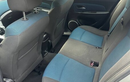 Chevrolet Cruze II, 2012 год, 700 000 рублей, 6 фотография