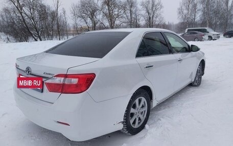 Toyota Camry, 2012 год, 1 650 000 рублей, 6 фотография
