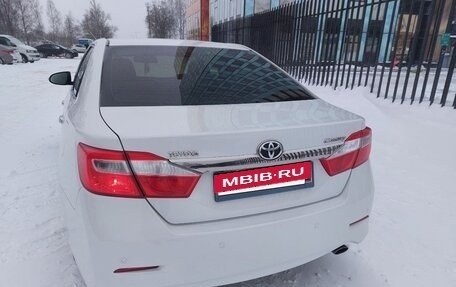 Toyota Camry, 2012 год, 1 650 000 рублей, 5 фотография