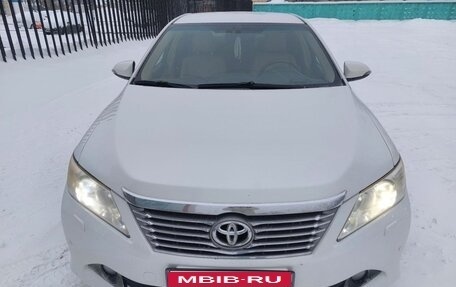 Toyota Camry, 2012 год, 1 650 000 рублей, 2 фотография