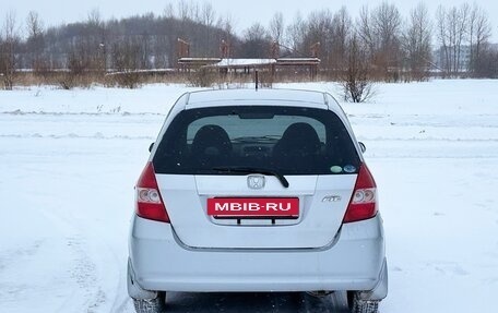 Honda Fit III, 2003 год, 258 000 рублей, 7 фотография