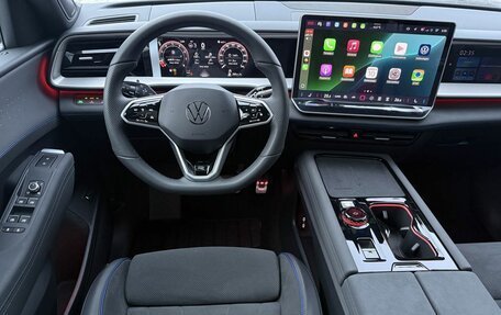 Volkswagen Teramont, 2025 год, 6 690 000 рублей, 11 фотография