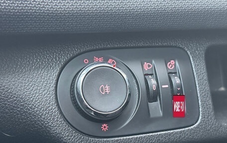 Opel Meriva, 2012 год, 599 000 рублей, 21 фотография