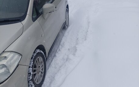 Nissan Tiida, 2005 год, 440 000 рублей, 2 фотография