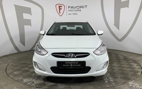 Hyundai Solaris II рестайлинг, 2012 год, 824 000 рублей, 2 фотография