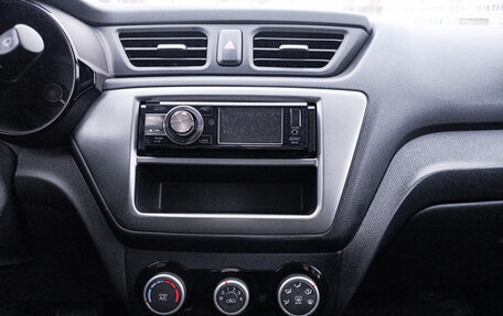 KIA Rio III рестайлинг, 2015 год, 1 080 000 рублей, 18 фотография