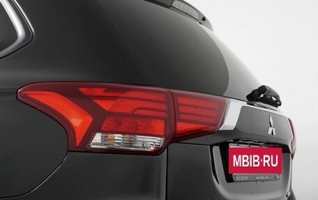 Mitsubishi Outlander III рестайлинг 3, 2016 год, 1 550 000 рублей, 6 фотография