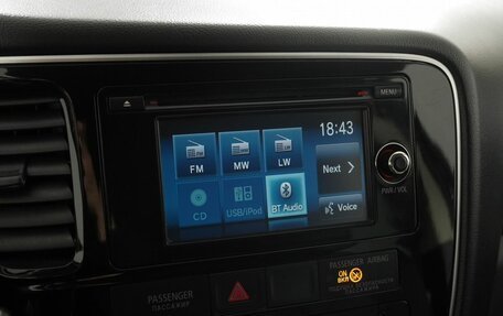 Mitsubishi Outlander III рестайлинг 3, 2016 год, 1 550 000 рублей, 20 фотография