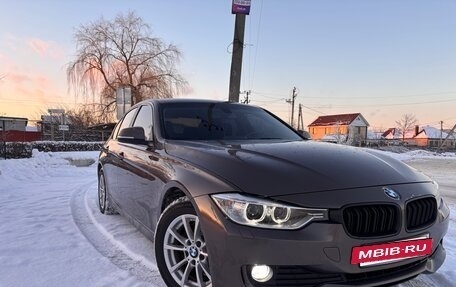 BMW 3 серия, 2013 год, 1 600 000 рублей, 2 фотография