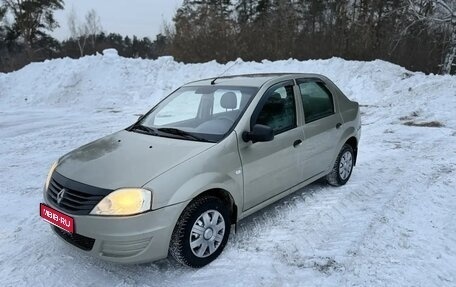 Renault Logan I, 2015 год, 600 000 рублей, 1 фотография