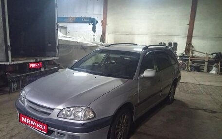 Toyota Caldina, 1999 год, 515 000 рублей, 1 фотография