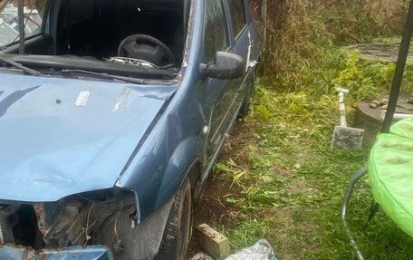 Renault Logan I, 2012 год, 125 000 рублей, 2 фотография