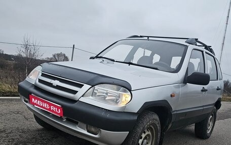Chevrolet Niva I рестайлинг, 2003 год, 260 000 рублей, 2 фотография