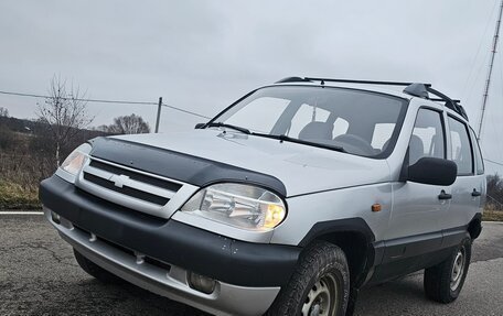 Chevrolet Niva I рестайлинг, 2003 год, 260 000 рублей, 12 фотография