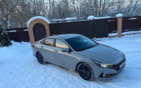 Hyundai Elantra, 2021 год, 2 100 000 рублей, 4 фотография