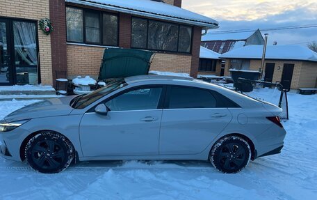 Hyundai Elantra, 2021 год, 2 100 000 рублей, 12 фотография