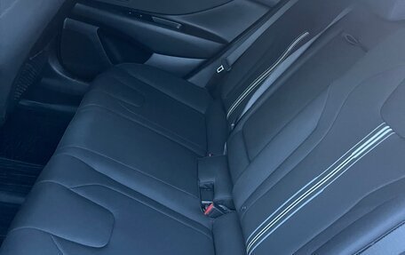 Hyundai Elantra, 2021 год, 2 100 000 рублей, 20 фотография