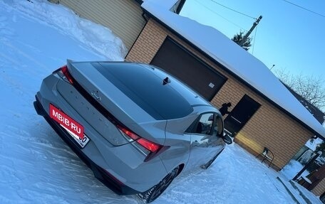 Hyundai Elantra, 2021 год, 2 100 000 рублей, 7 фотография