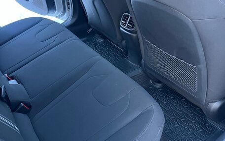 Hyundai Elantra, 2021 год, 2 100 000 рублей, 23 фотография