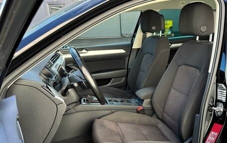 Volkswagen Passat B8 рестайлинг, 2018 год, 1 989 000 рублей, 10 фотография